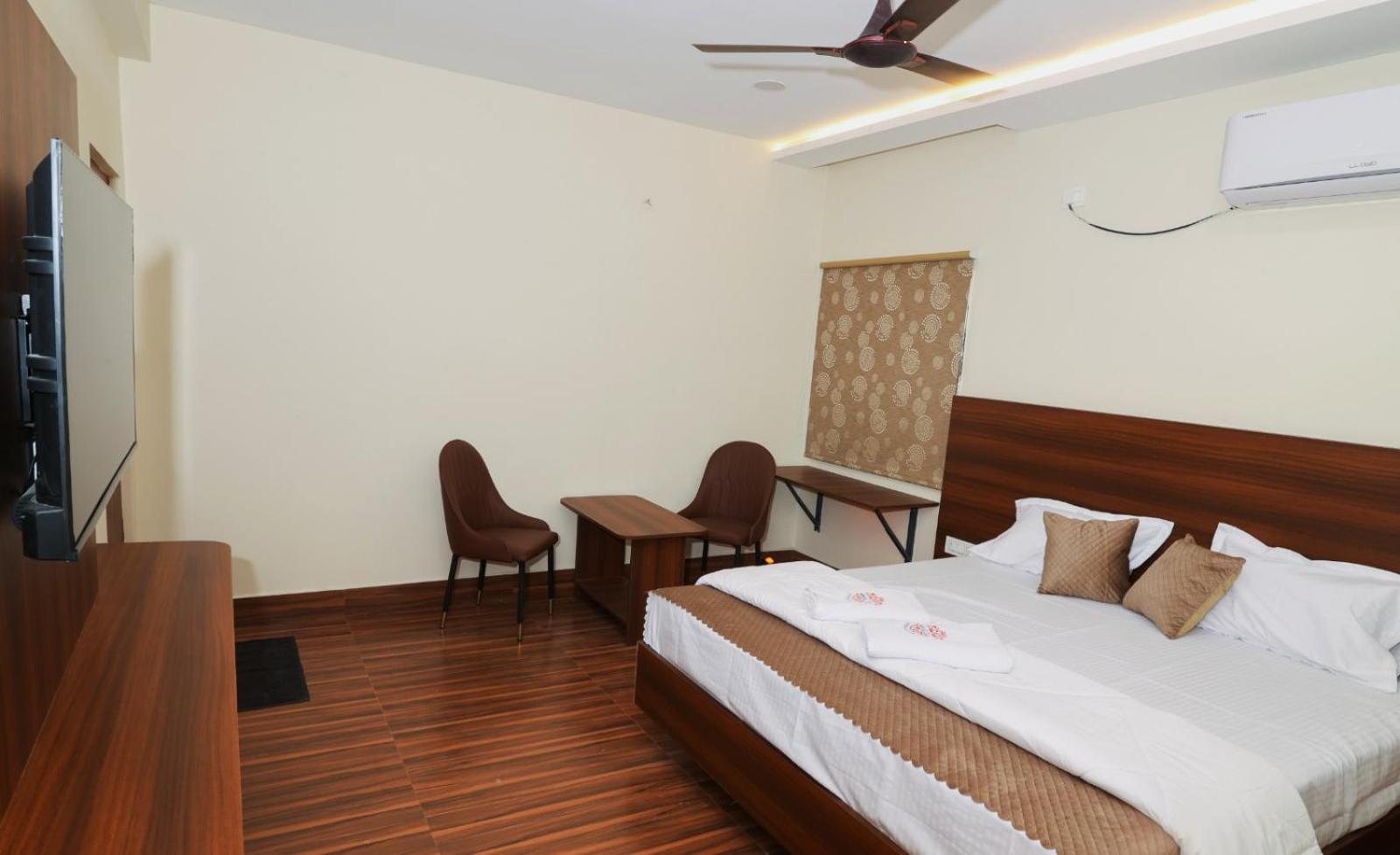 Maalyasa Hotel And Suites Hyderabad Exterior foto